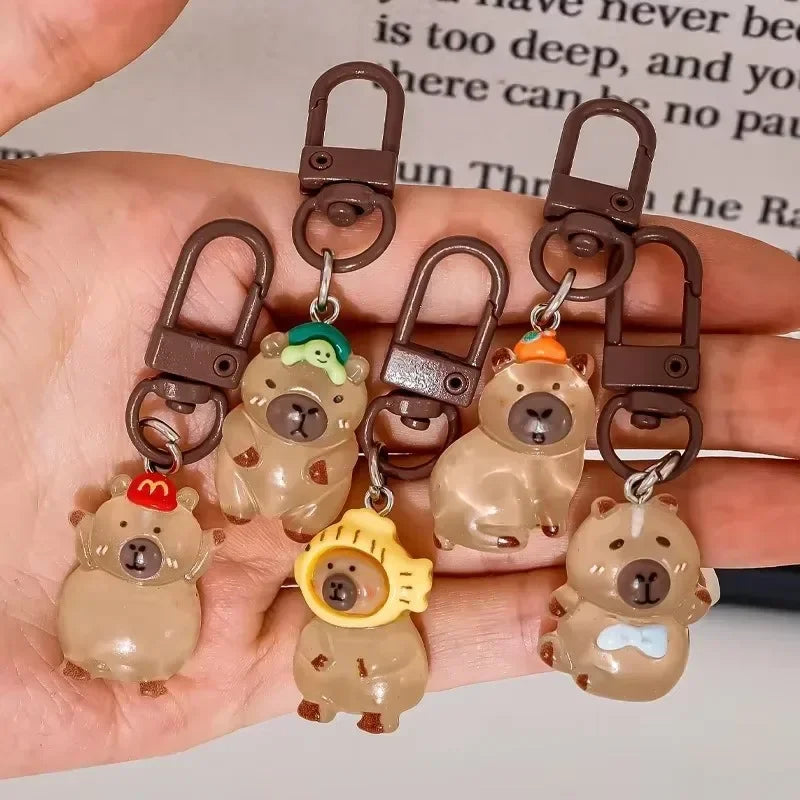 1-10Pcs Lustige Cartoon Capybara Schlüsselanhänger Frauen Männer Charme Harz Glänzend Flatback Tier Anhänger Schlüsselring Schmuck, Die Entdeckungen