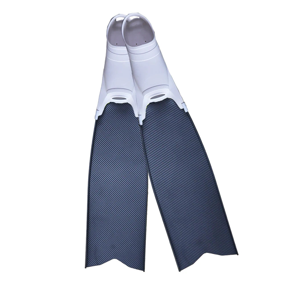 Vollfuß-Tauchflossen mit langem Klinge für Freitauchen und Speerfischen. Kostenlose Tauchflossen