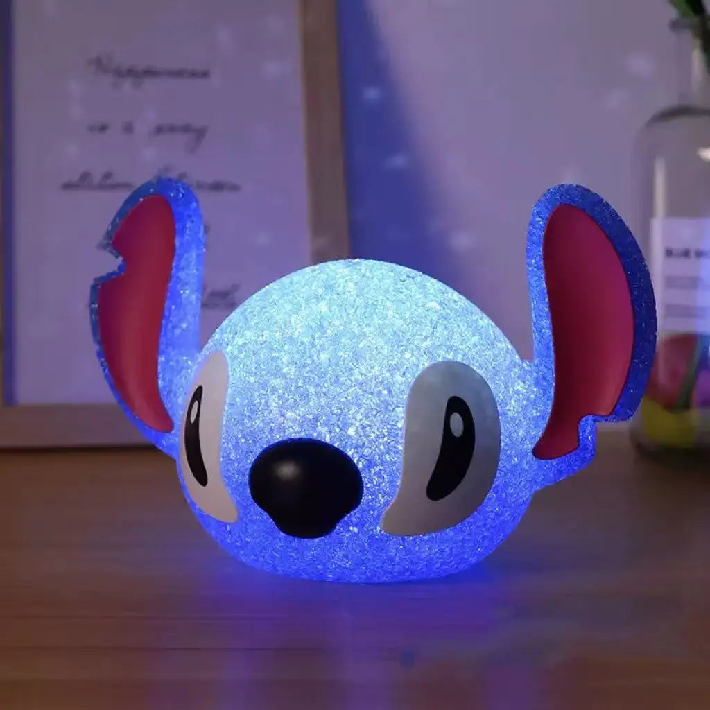 Lilo & Stitch Partikelprojektion Nachtlicht Cartoon Lilo und Stitch 3D Puppe Leselampe USB kreative Schreibtischlampe für Kinder Geschenke