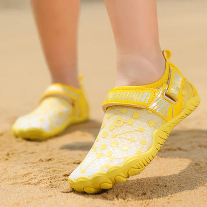 Wasserschuhe Strandschuhe für Kinder Schnelltrocknend Atmungsaktive Barfuß-Schwimmwasserschuhe Outdoor-Sneaker Flusshausschuhe Wasser s
