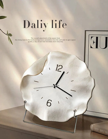 2025 Desktop-Uhr, Ornamente, Wohnzimmer, Eingang, dekorative Wanduhr, kreativer abstrakter Tisch, einfache, moderne, stille Uhr