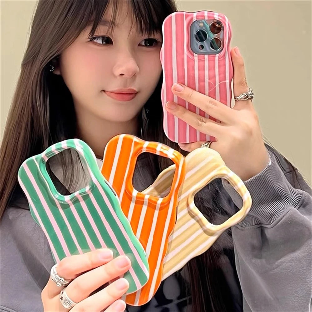Modische, farbkollisionsgestreifte, glänzende Hülle für iPhone 17, 12, 13, 14, 15, 16 Pro Max, 17 Air Wave-Kanten, komfortable Touch-Rückseite