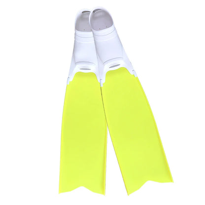 Vollfuß-Tauchflossen mit langem Klinge für Freitauchen und Speerfischen. Kostenlose Tauchflossen